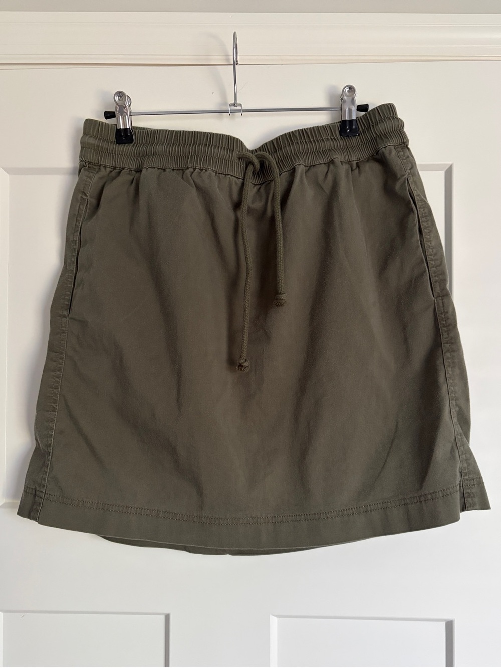 Lou & Grey Olive Drawstring Relaxed Skirt
